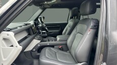 Land Rover Defender 3.0 D250 X-Dynamic HSE 90 3dr Auto Diesel Estate